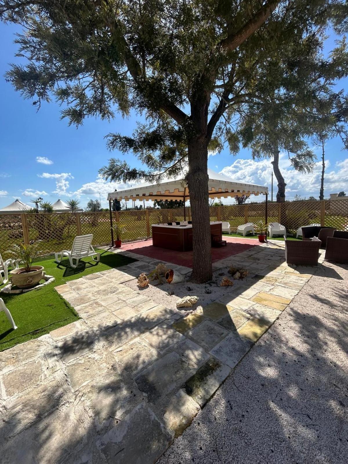 Masseria Mazzetta Salento Corte Del Falconiere B&B Salice Salentino Exterior photo